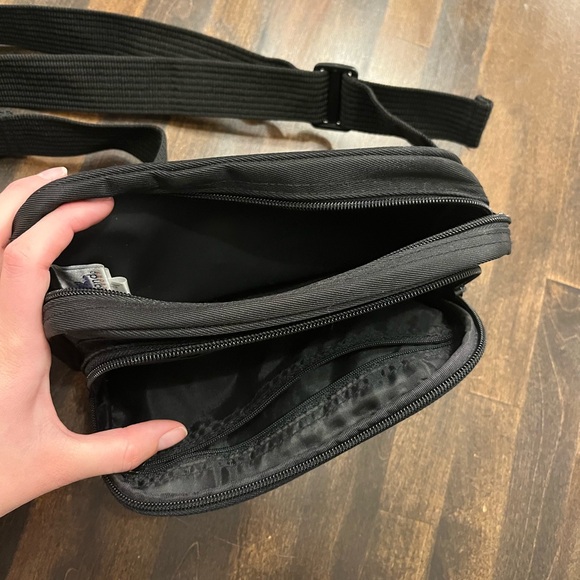 Vintage Disneyland Tigger Fanny bag - Picture 6 of 6